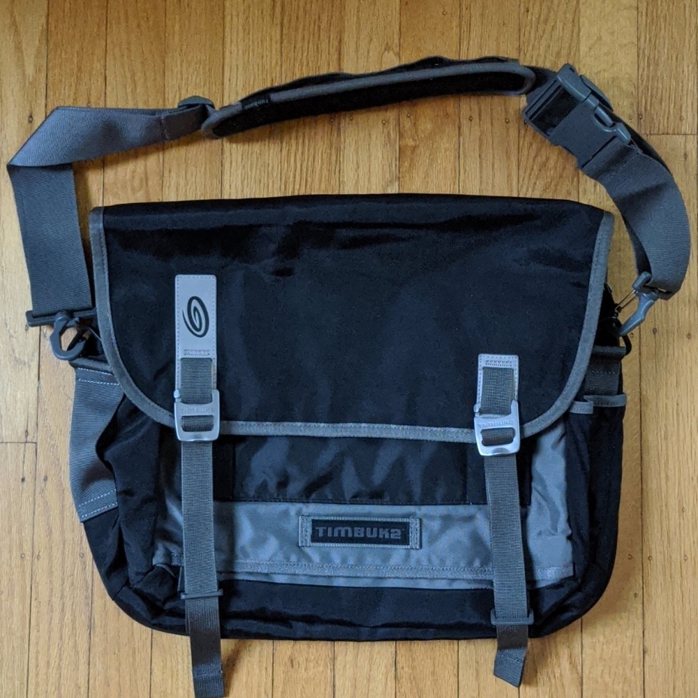 Unused Timbuk2 Command Messenger Laptop Bag